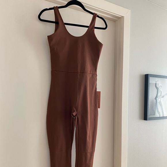 Girlfriend Collective Earth Scoop Unitard - Picture 2 of 7